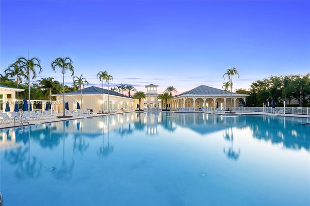 2502 NE 1st Street 0, Homestead, FL 33033
