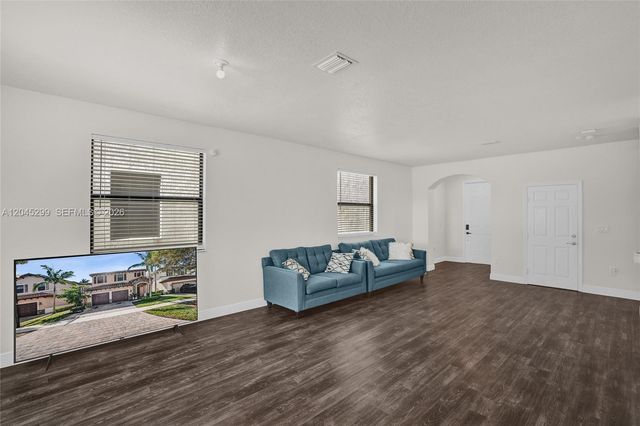 2502 NE 1st Street 0, Homestead, FL 33033