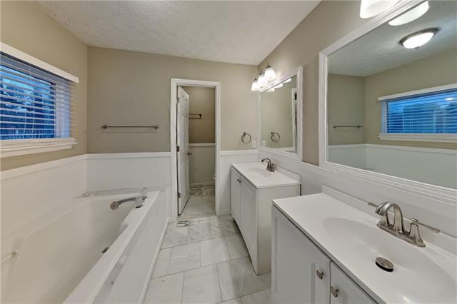 2981 Sutton Glen, Marietta, GA 30062