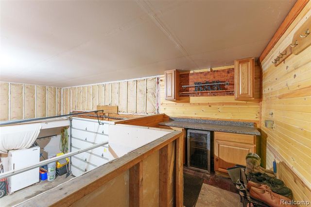 2500 E Jones Road, Howell, MI 48855