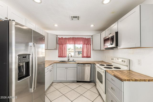 10207 N 51ST Drive, Glendale, AZ 85302