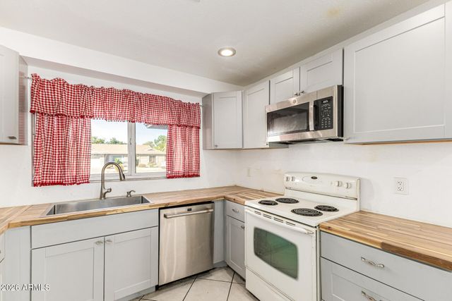 10207 N 51ST Drive, Glendale, AZ 85302