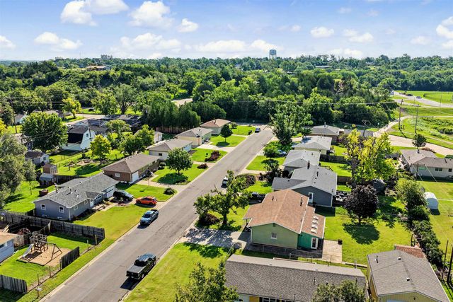 1308 Indian Rock Ln., Salina, KS 67401