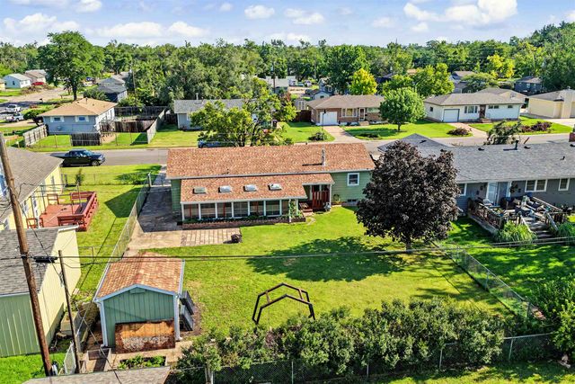 1308 Indian Rock Ln., Salina, KS 67401