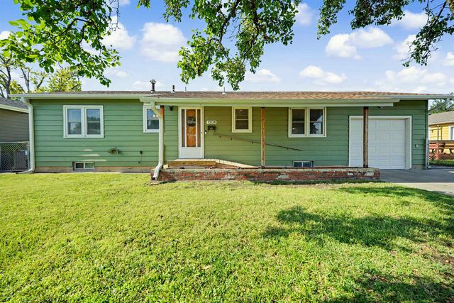 1308 Indian Rock Ln., Salina, KS 67401