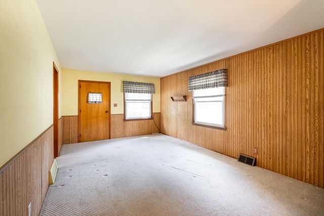 3239 S 54th STREET, Milwaukee, WI 53219