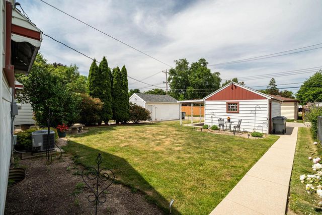 3239 S 54th STREET, Milwaukee, WI 53219
