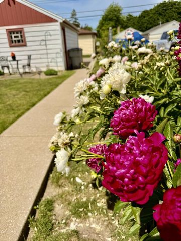 3239 S 54th STREET, Milwaukee, WI 53219