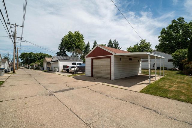 3239 S 54th STREET, Milwaukee, WI 53219