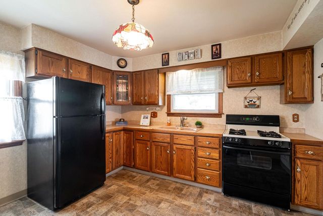 3239 S 54th STREET, Milwaukee, WI 53219