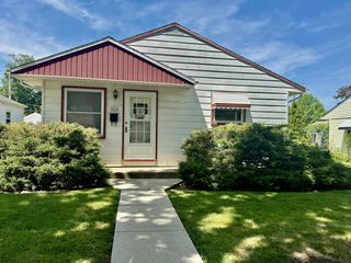 3239 S 54th STREET, Milwaukee, WI 53219