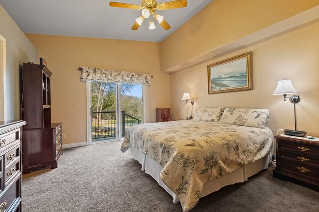 19891 Apple Valley Dr, Sonora, CA 95370