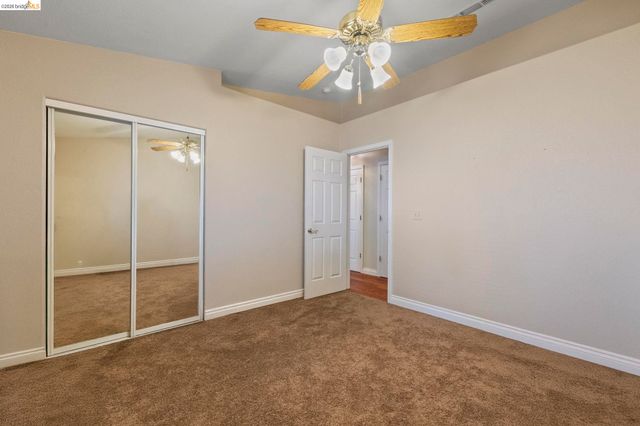 19891 Apple Valley Dr, Sonora, CA 95370