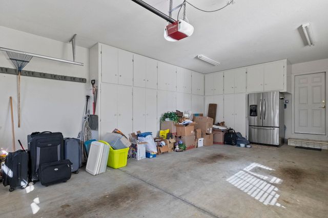 19891 Apple Valley Dr, Sonora, CA 95370