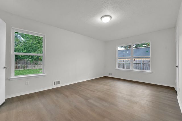 2630 Pasteur Avenue, Dallas, TX 75228