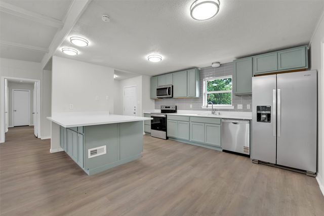 2630 Pasteur Avenue, Dallas, TX 75228
