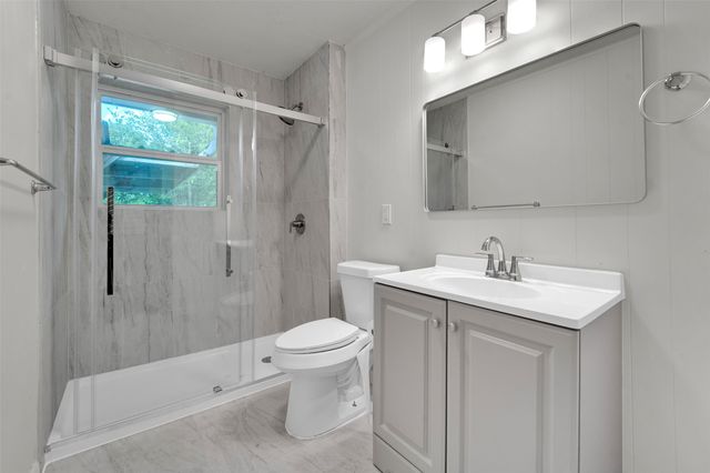 2630 Pasteur Avenue, Dallas, TX 75228