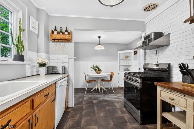 772 Broad St, Bloomfield Twp., NJ 07003