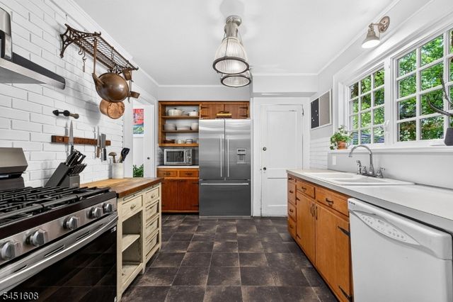 772 Broad St, Bloomfield Twp., NJ 07003