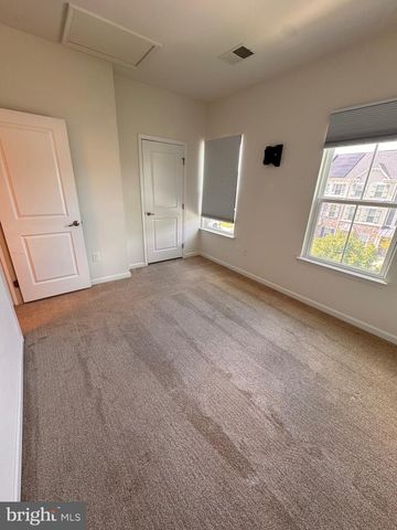 624 RAVENWOOD DR, Glen Burnie, MD 21060