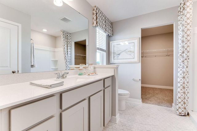 2065 Highview Terrace, Shakopee, MN 55379