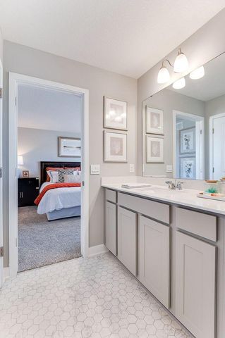 2065 Highview Terrace, Shakopee, MN 55379