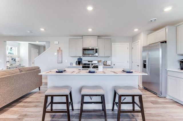 2065 Highview Terrace, Shakopee, MN 55379