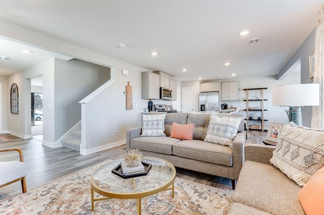 2065 Highview Terrace, Shakopee, MN 55379