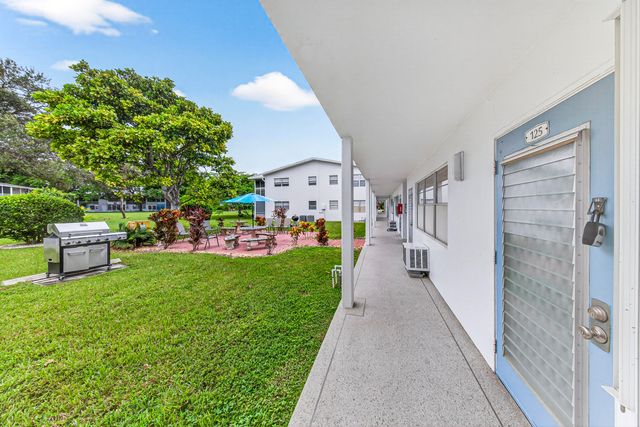 125 Newport I, Deerfield Beach, FL 33442