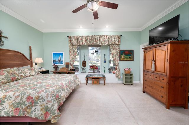 11715 NW 90TH AVENUE, Reddick, FL 32686