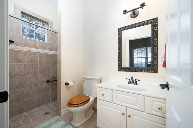 11715 NW 90TH AVENUE, Reddick, FL 32686