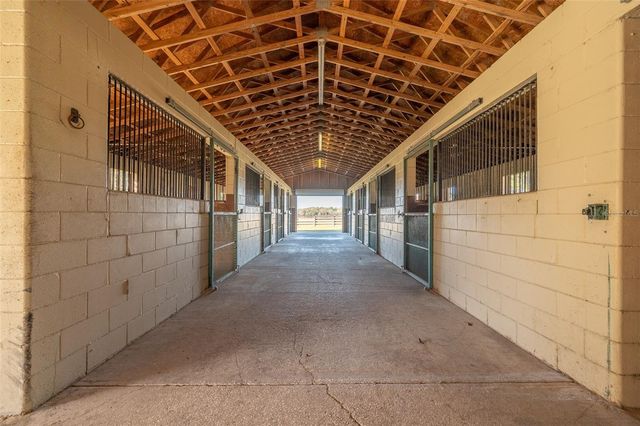 11715 NW 90TH AVENUE, Reddick, FL 32686