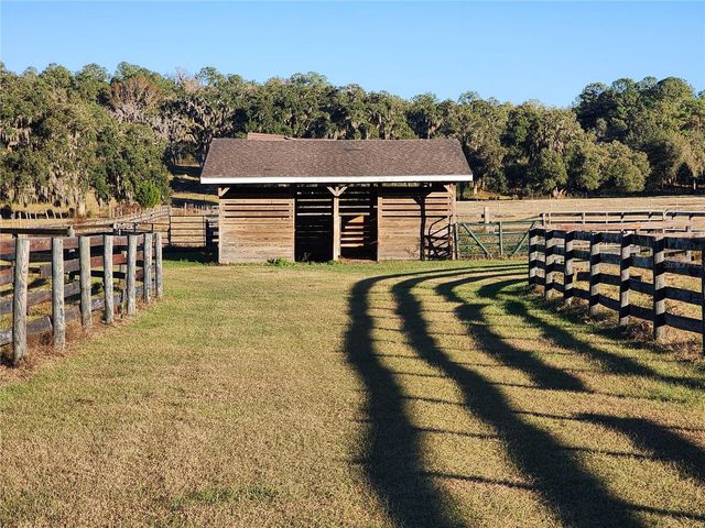 11715 NW 90TH AVENUE, Reddick, FL 32686