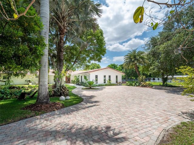 17220 SW 46th Street, Southwest Ranches, FL 33331