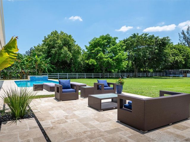 17220 SW 46th Street, Southwest Ranches, FL 33331