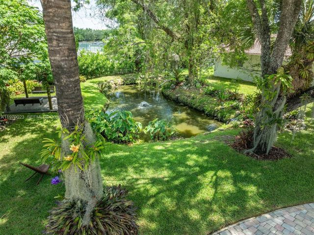 17220 SW 46th Street, Southwest Ranches, FL 33331