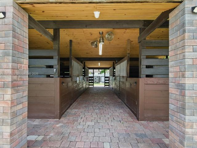 17220 SW 46th Street, Southwest Ranches, FL 33331