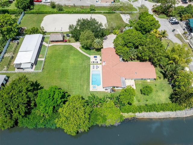17220 SW 46th Street, Southwest Ranches, FL 33331