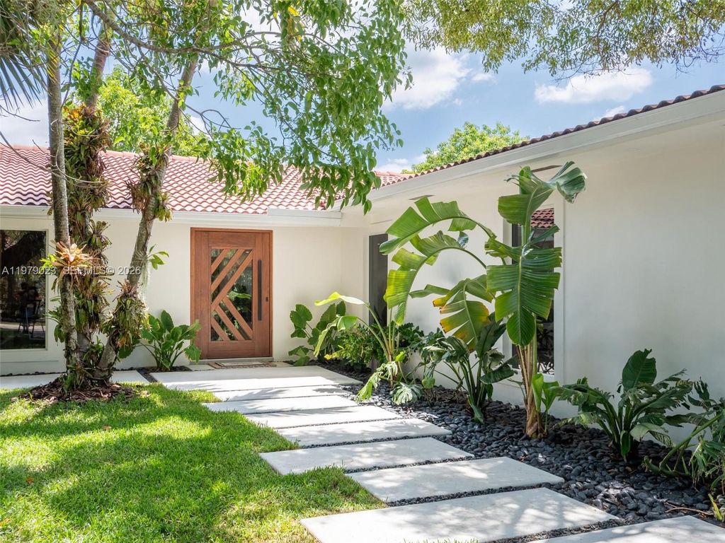 17220 SW 46th Street, Southwest Ranches, FL 33331