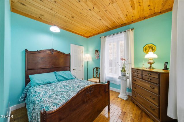 951 Carson Springs Road, Newport, TN 37821