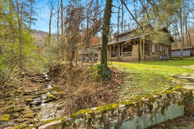 951 Carson Springs Road, Newport, TN 37821