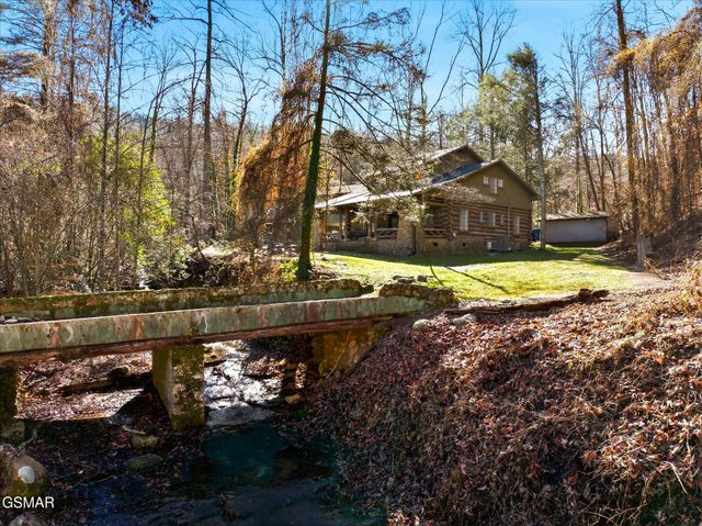 951 Carson Springs Road, Newport, TN 37821