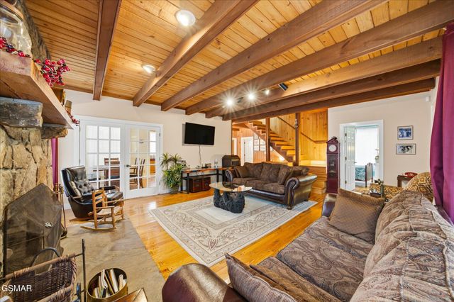 951 Carson Springs Road, Newport, TN 37821