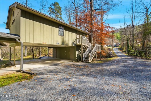 951 Carson Springs Road, Newport, TN 37821