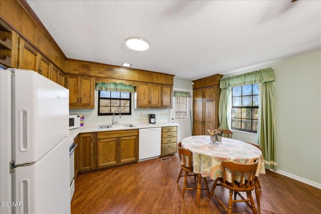 951 Carson Springs Road, Newport, TN 37821