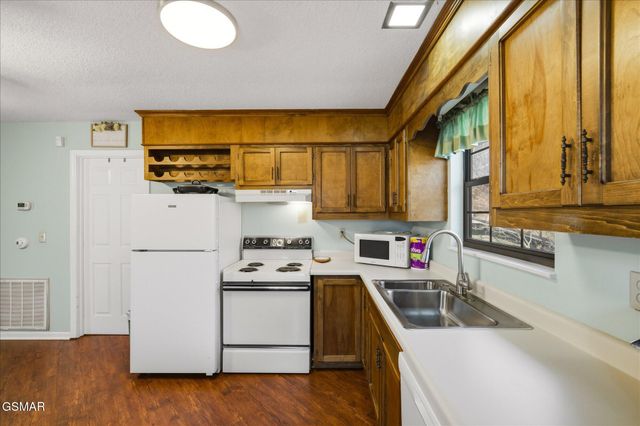 951 Carson Springs Road, Newport, TN 37821