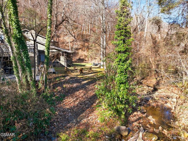 951 Carson Springs Road, Newport, TN 37821