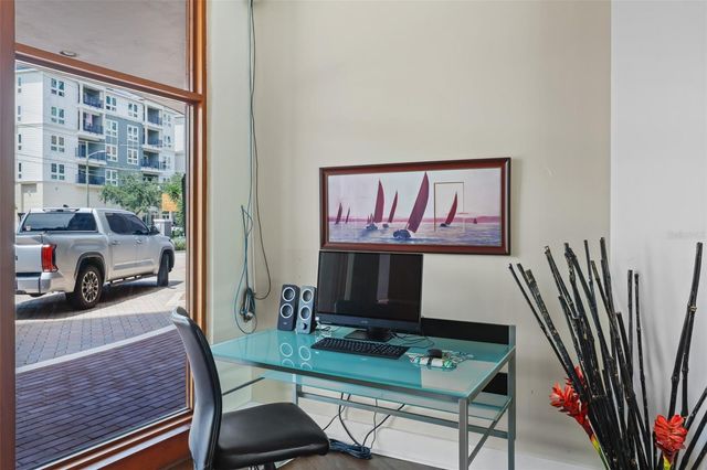 470 3RD STREET S 413, St Petersburg, FL 33701