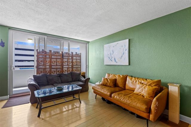 470 3RD STREET S 413, St Petersburg, FL 33701