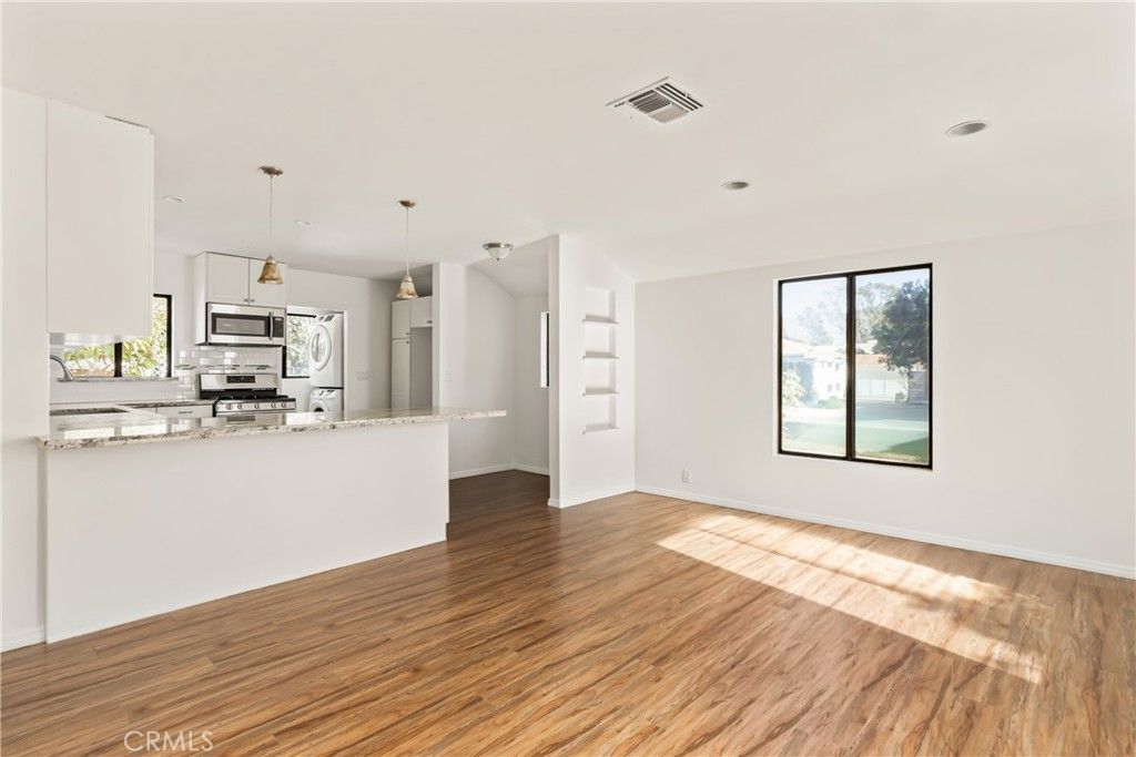 531 N Niagara, Burbank, CA 91505 — photo 3